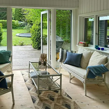 度假居 Spacious In Peaceful North Zealand